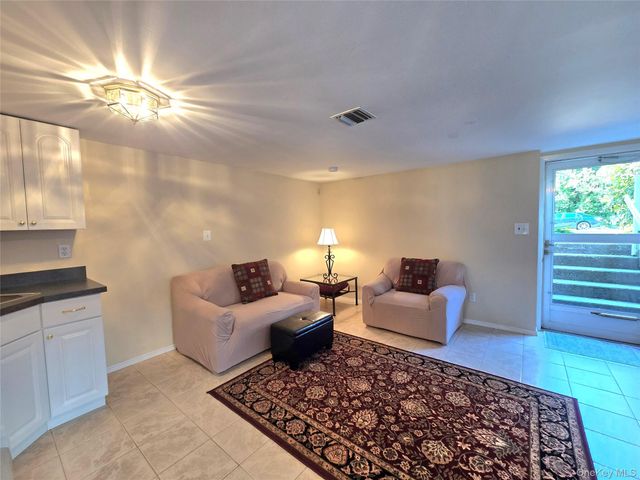 9 Milton Street, Sayville, NY 11782