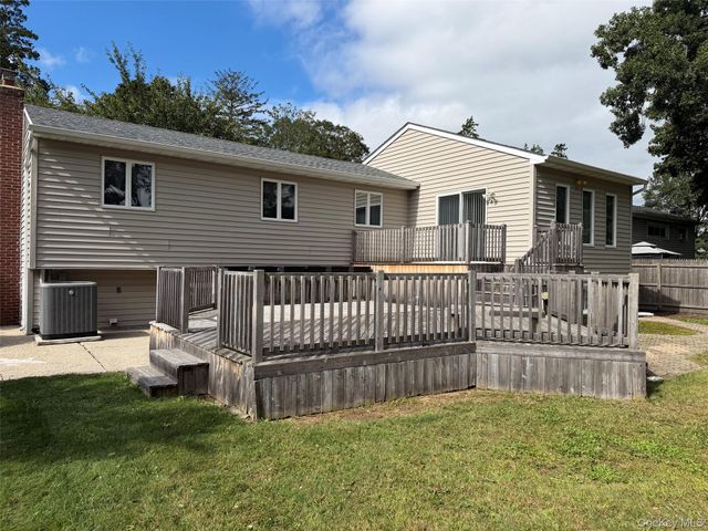 9 Milton Street, Sayville, NY 11782