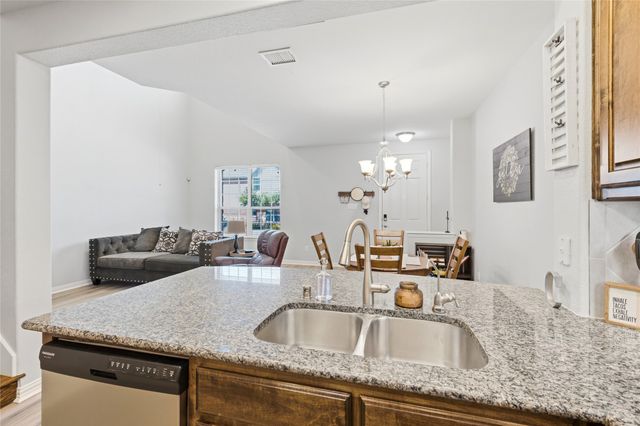 527 Matthew Place, Richardson, TX 75081