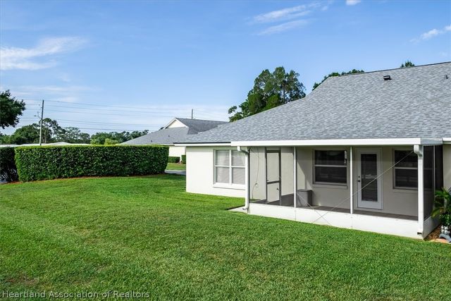 2055 Ashley Oaks Circle, Sebring, FL 33870