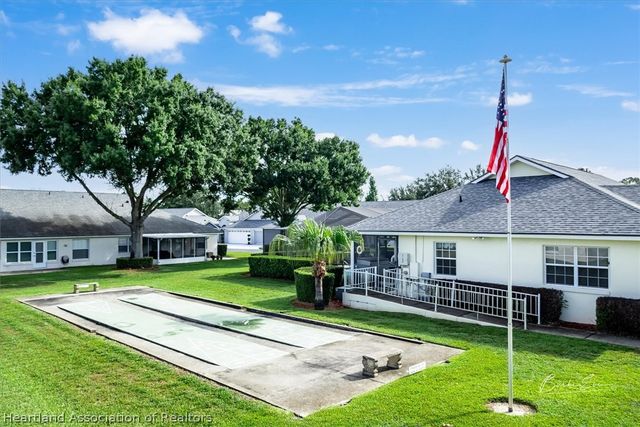 2055 Ashley Oaks Circle, Sebring, FL 33870