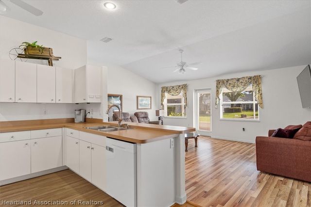 2055 Ashley Oaks Circle, Sebring, FL 33870