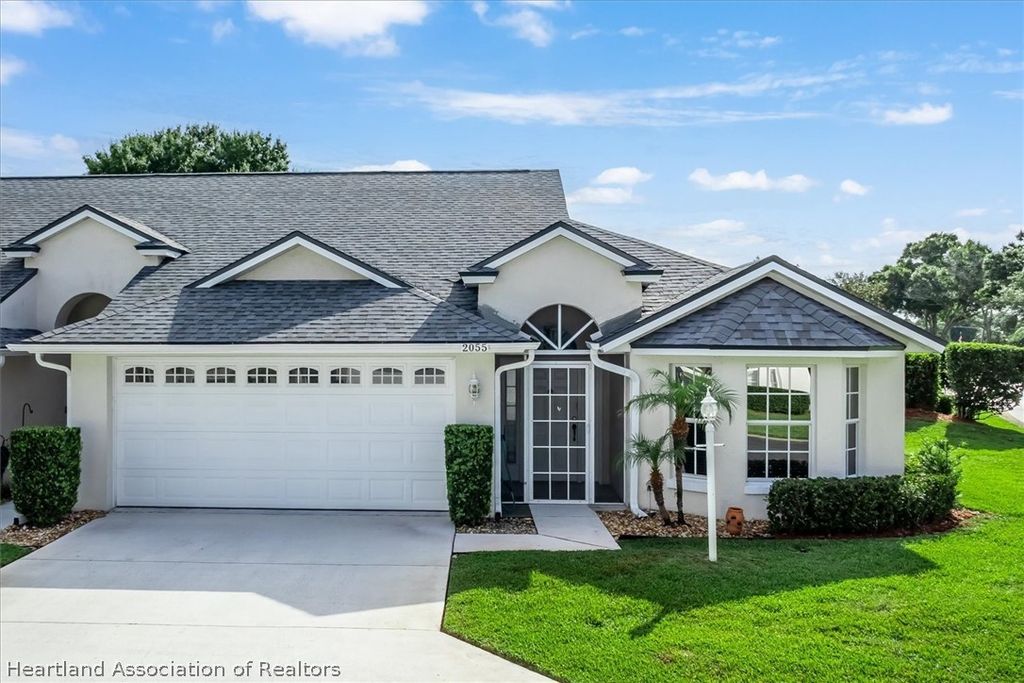 2055 Ashley Oaks Circle, Sebring, FL 33870