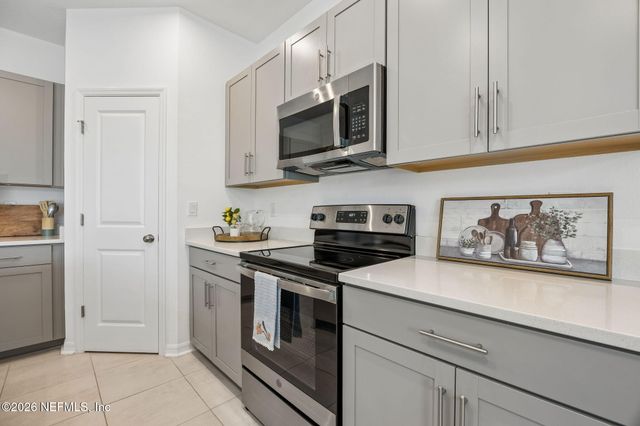 357 ANTHONY Drive, Jacksonville, FL 32218