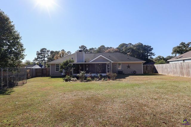 739 Gateway Drive, Bonaire, GA 31005