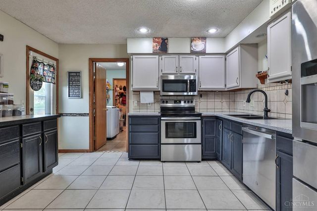 4058 Schroeder Drive, Fairfield Twp, OH 45011