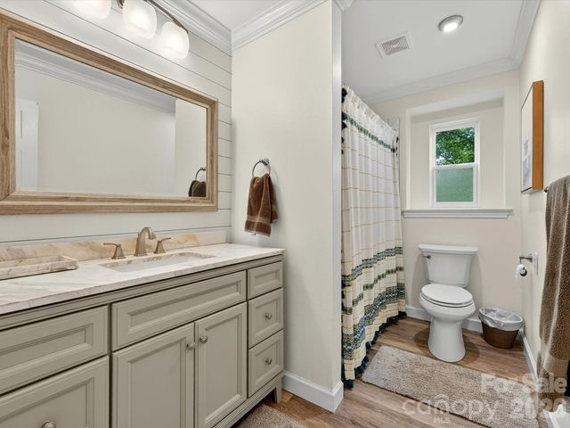 7531 Whistlestop Road, Charlotte, NC 28210