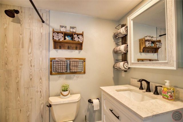 5042 LINDA STREET A, Venice, FL 34293
