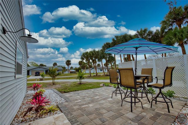 5042 LINDA STREET A, Venice, FL 34293