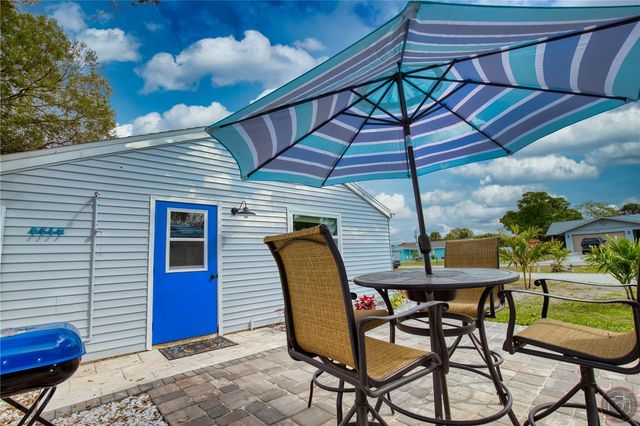 5042 LINDA STREET A, Venice, FL 34293
