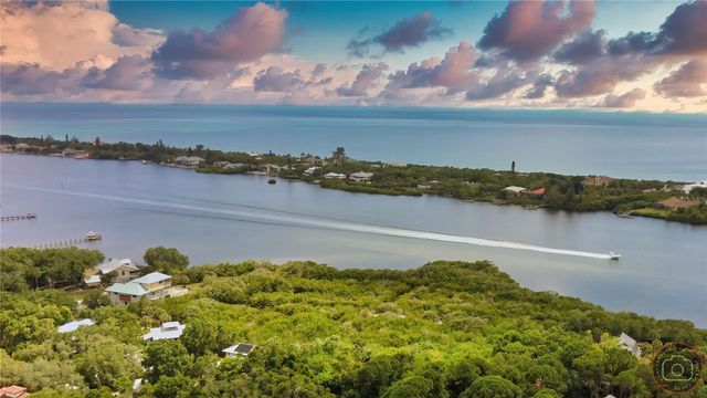 5042 LINDA STREET A, Venice, FL 34293