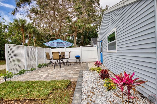 5042 LINDA STREET A, Venice, FL 34293