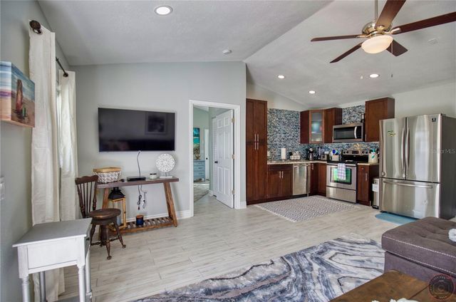5042 LINDA STREET A, Venice, FL 34293