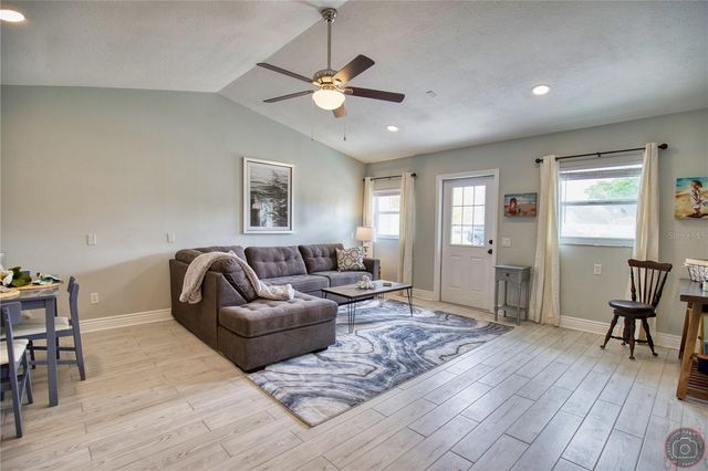 5042 LINDA STREET A, Venice, FL 34293