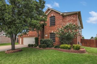 5233 Scenic Point Drive, Fort Worth, TX 76244
