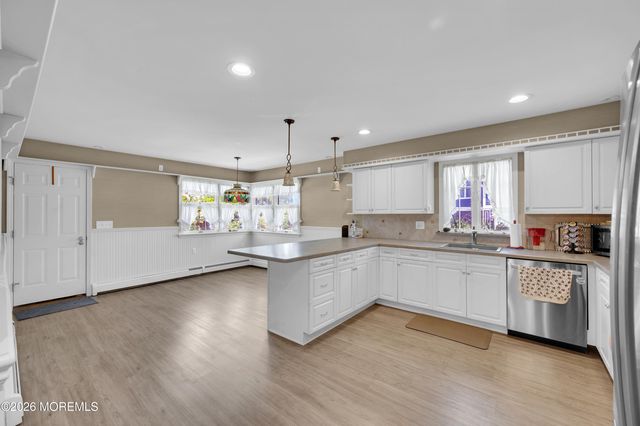 1 Tudor Avenue, Pine Beach, NJ 08741