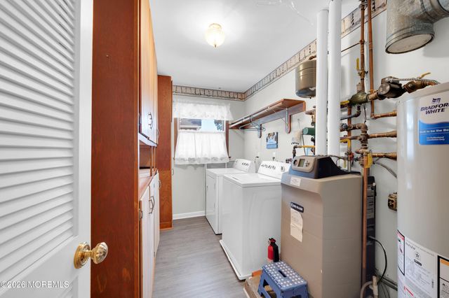 1 Tudor Avenue, Pine Beach, NJ 08741