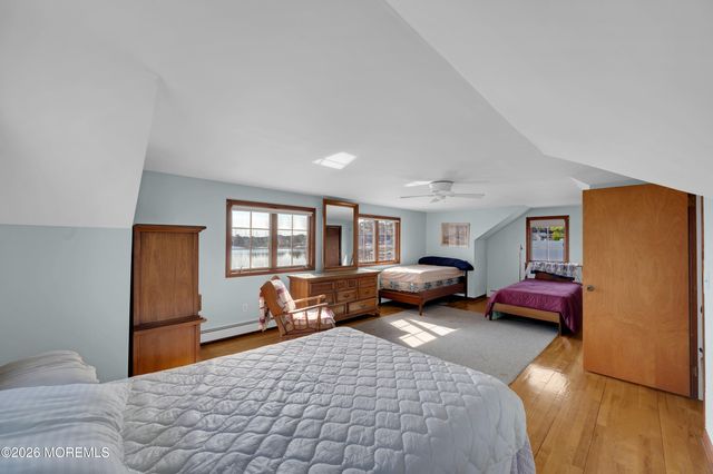 1 Tudor Avenue, Pine Beach, NJ 08741