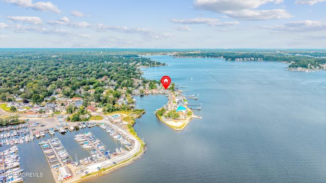 1 Tudor Avenue, Pine Beach, NJ 08741