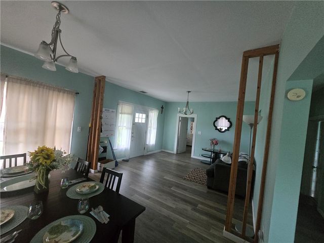 303 Elm St, Portland, TX 78374