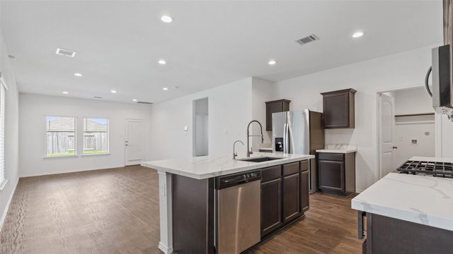 14040 Thunder Pines Drive, Conroe, TX 77302