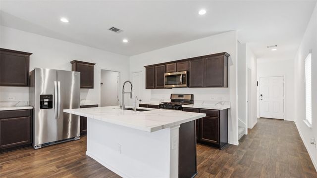 14040 Thunder Pines Drive, Conroe, TX 77302