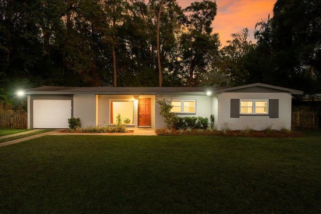 1707 Hall Road, Tallahassee, FL 32303