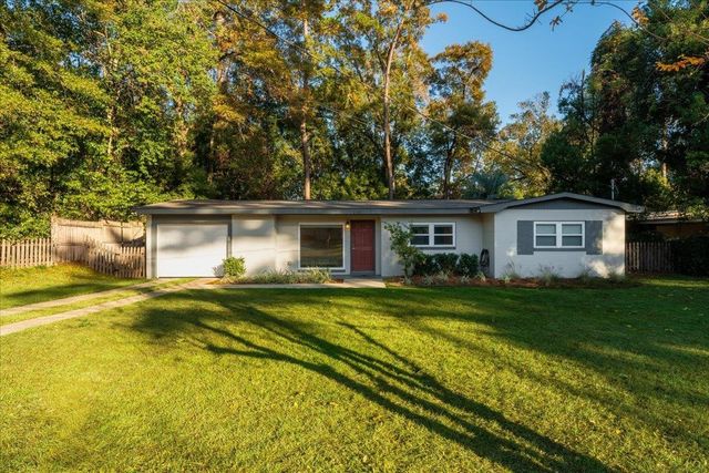 1707 Hall Road, Tallahassee, FL 32303