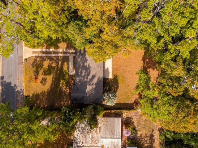 1707 Hall Road, Tallahassee, FL 32303