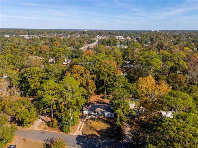 1707 Hall Road, Tallahassee, FL 32303