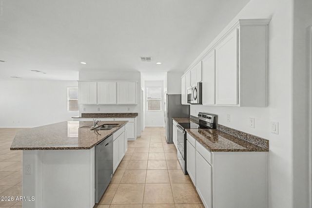 38170 W AMALFI Avenue, Maricopa, AZ 85138