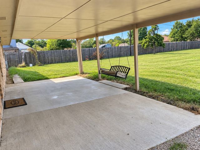 141 S Meadowbrook Drive, Pottsboro, TX 75076