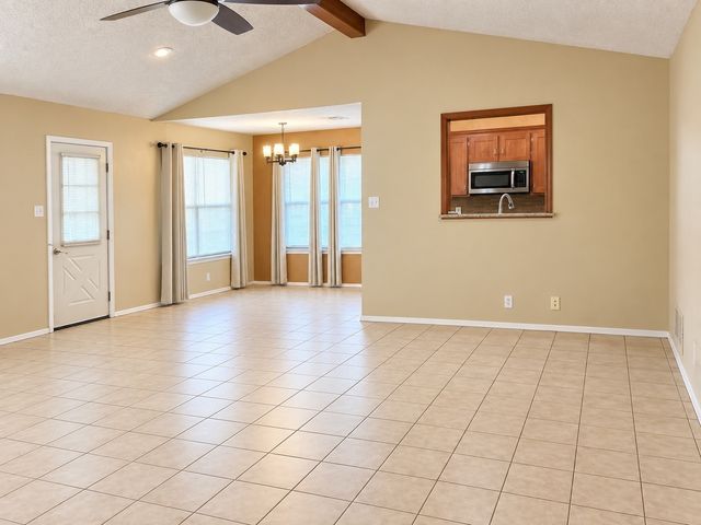 141 S Meadowbrook Drive, Pottsboro, TX 75076