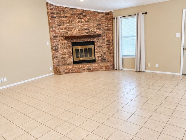141 S Meadowbrook Drive, Pottsboro, TX 75076