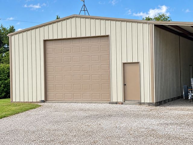 141 S Meadowbrook Drive, Pottsboro, TX 75076