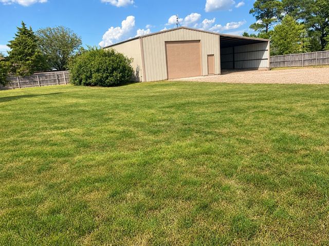 141 S Meadowbrook Drive, Pottsboro, TX 75076