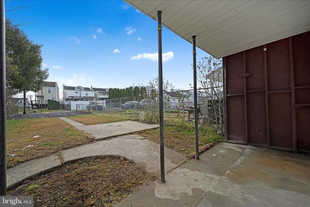 423 LYTLE ST, Minersville, PA 17954