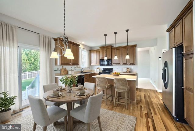 2040 BRENAN WAY, Red Lion, PA 17356