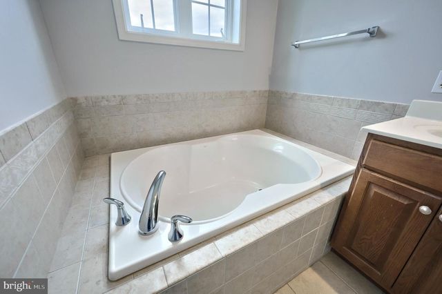 2040 BRENAN WAY, Red Lion, PA 17356