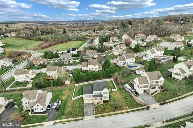 2040 BRENAN WAY, Red Lion, PA 17356