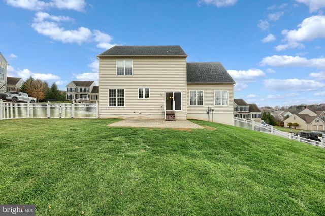 2040 BRENAN WAY, Red Lion, PA 17356