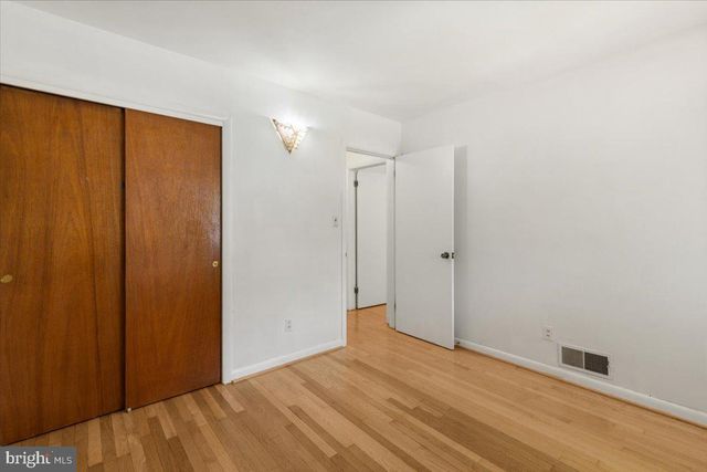 202 S CHERRY ST, Falls Church, VA 22042