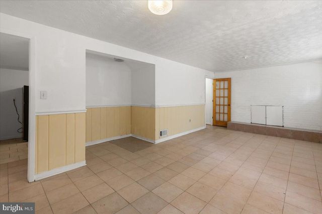 202 S CHERRY ST, Falls Church, VA 22042