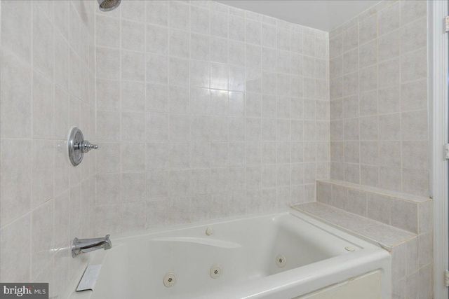 202 S CHERRY ST, Falls Church, VA 22042