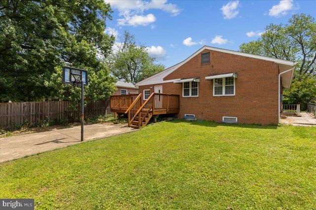 202 S CHERRY ST, Falls Church, VA 22042