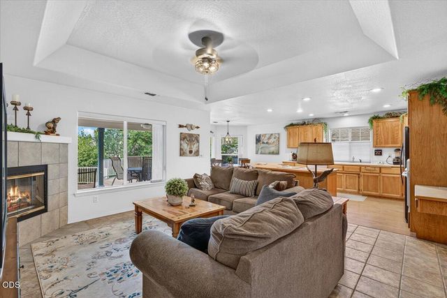 3460 Blue Blossom Drive, Medford, OR 97504