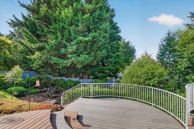 3460 Blue Blossom Drive, Medford, OR 97504