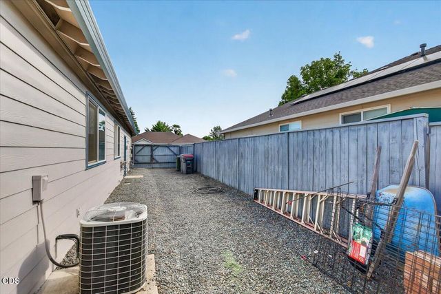 3460 Blue Blossom Drive, Medford, OR 97504