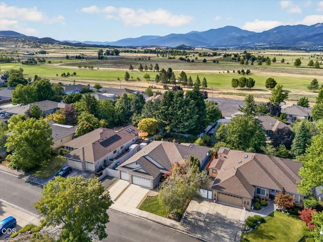 3460 Blue Blossom Drive, Medford, OR 97504