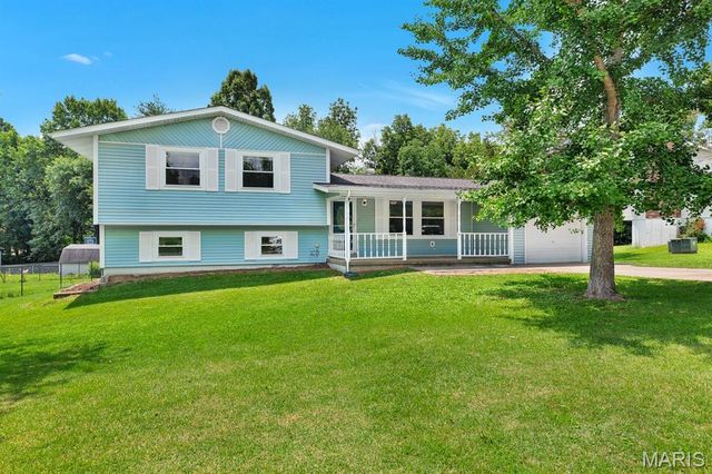 4 Woodland Oaks Drive, Union, MO 63084